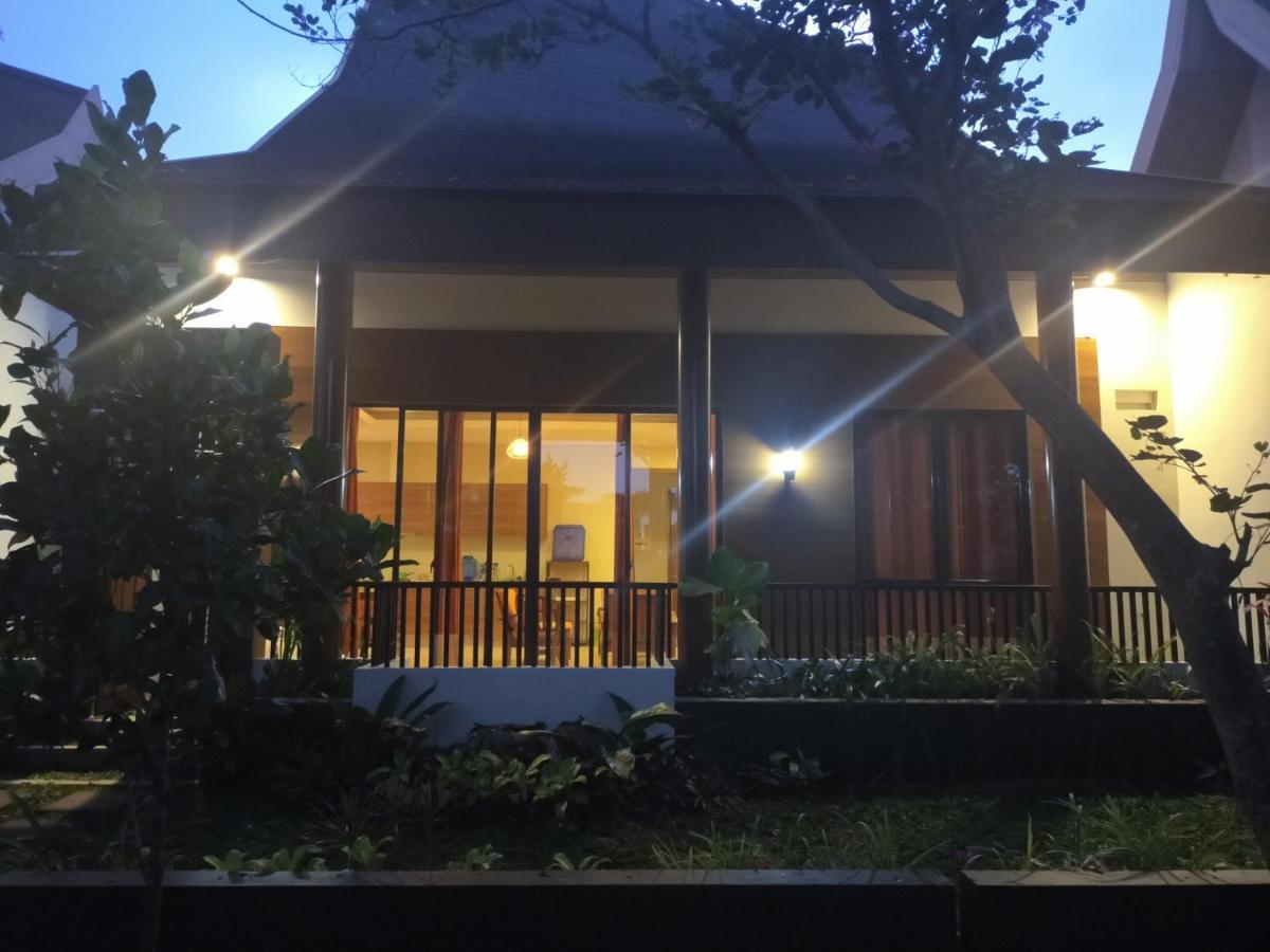 Vimala Hill Villa And Resort - 3 Bedrooms Bogor Bagian luar foto